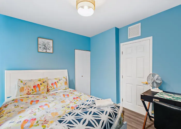 New! Havana Nights Villa ! Walk To Calle Ocho!